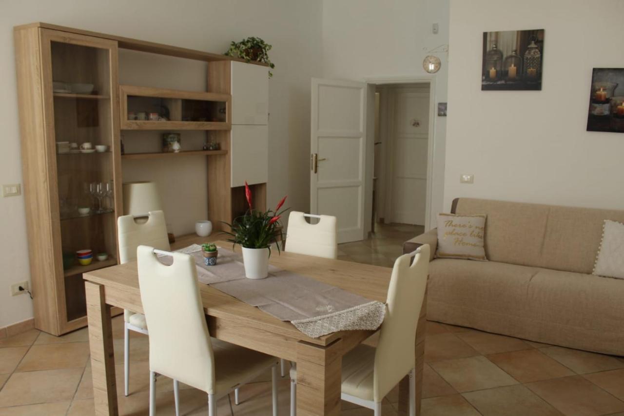 Ohana: Casa Nel Centro Di レッチェ エクステリア 写真